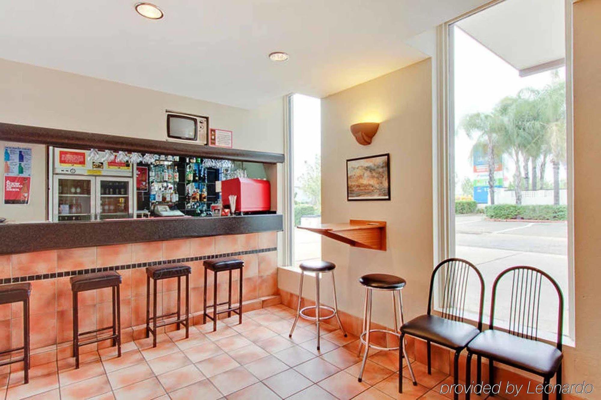 Econo Lodge Griffith Motor Inn Restaurant foto